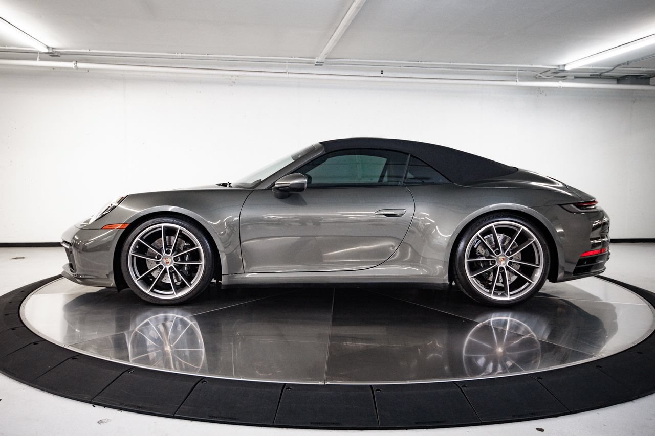 Certified 2020 Porsche 911 Carrera 4S AWD/4WD image 2