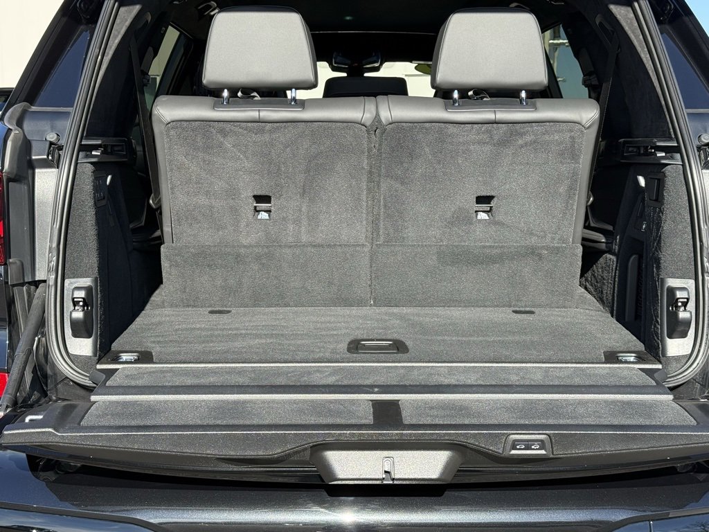 Used 2022 BMW X7 M50i image 48
