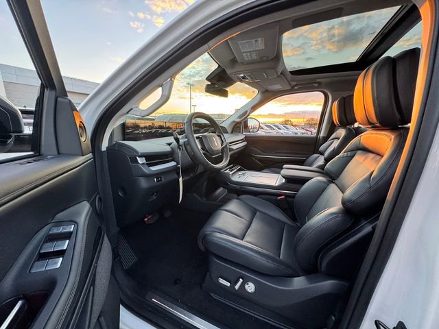 New 2025 Lincoln Navigator Reserve image 23