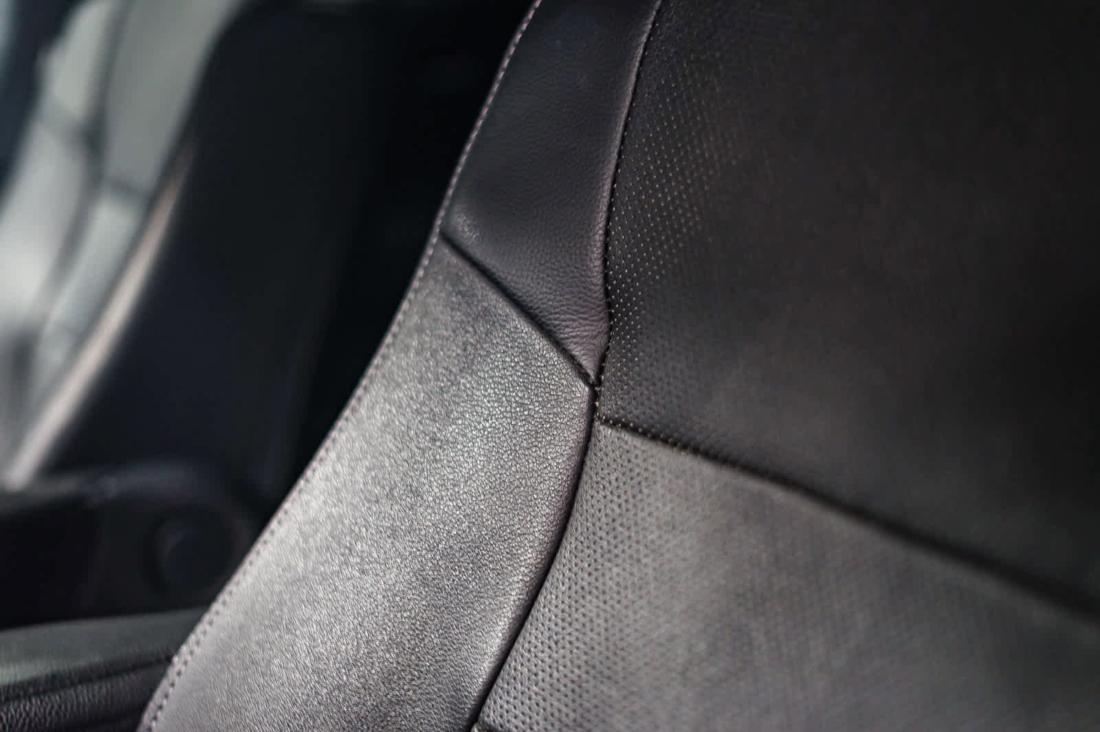 Used 2023 Honda Passport EX-L image 30