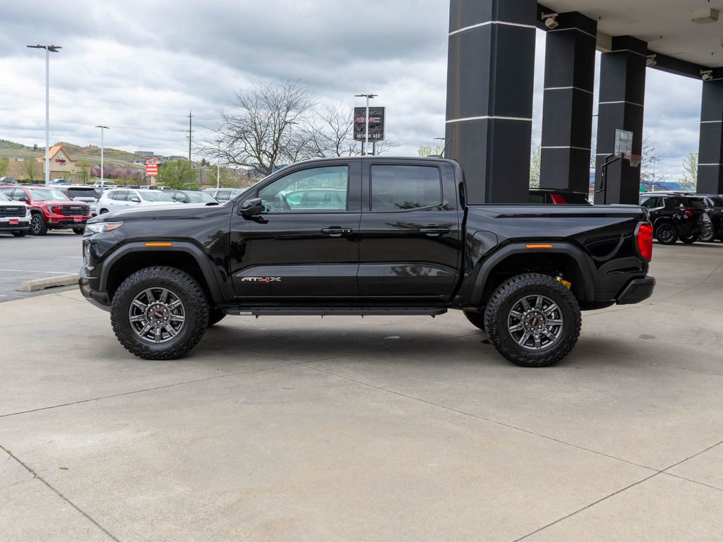Used 2024 GMC Canyon AT4X AWD/4WD image 4