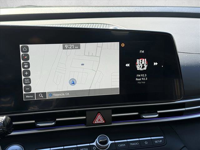 Certified 2024 Hyundai Elantra SEL image 8