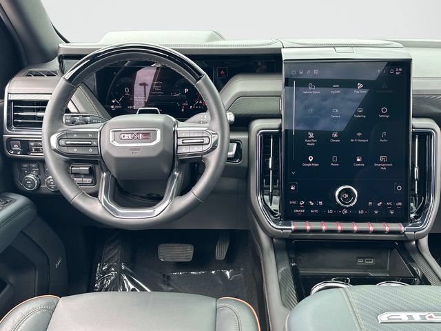 Used 2025 GMC Yukon XL AT4 w/ AT4 Premium Plus Package AWD/4WD image 2