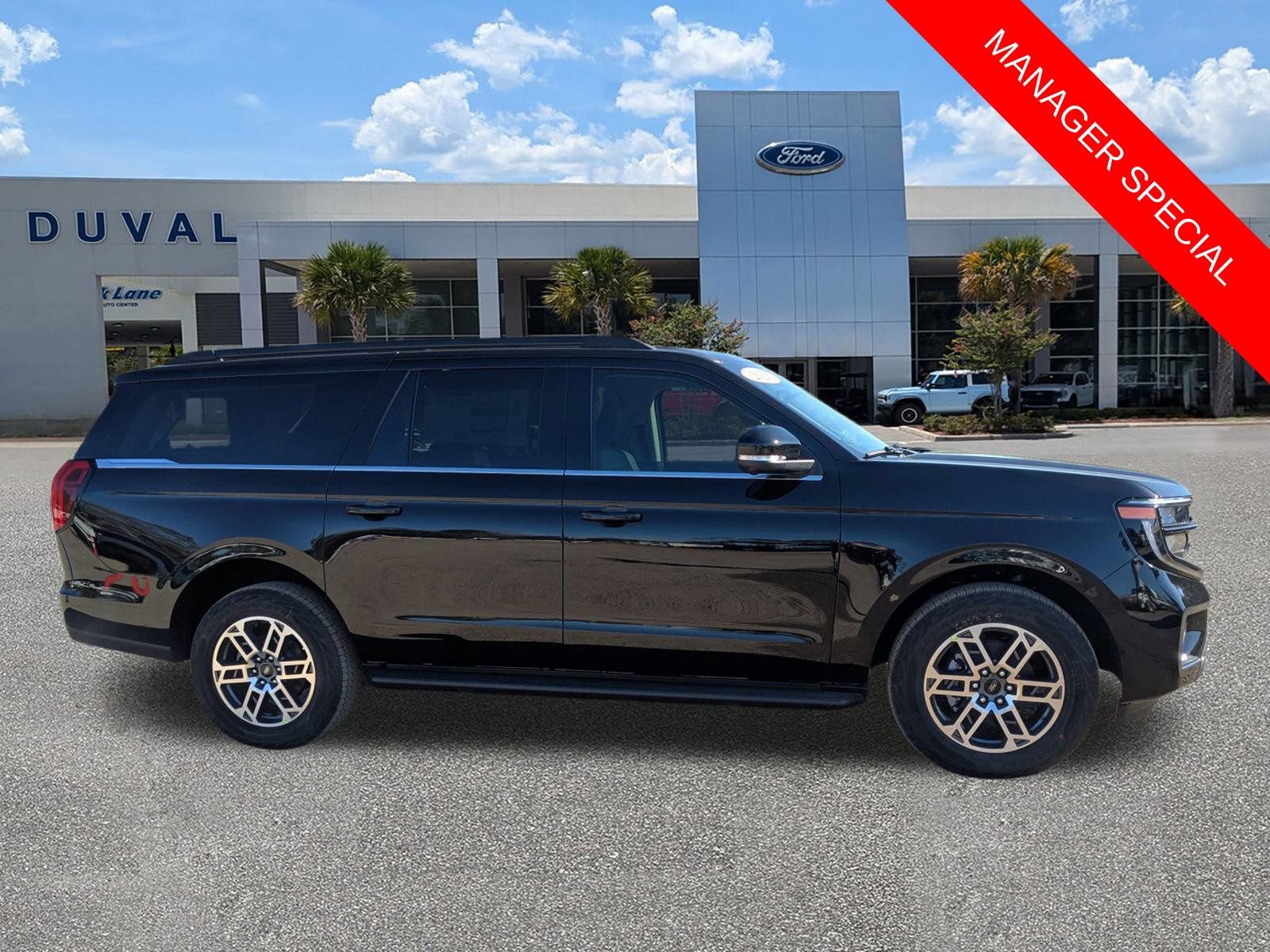 New 2026 Ford Expedition Max Active AWD/4WD image 3