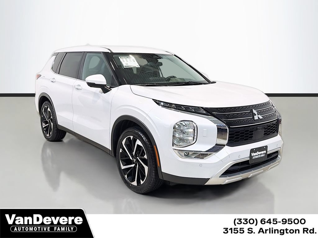 Used 2024 Mitsubishi Outlander SE
