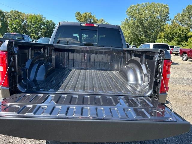 New 2026 RAM 1500 4x4 Crew Cab image 26