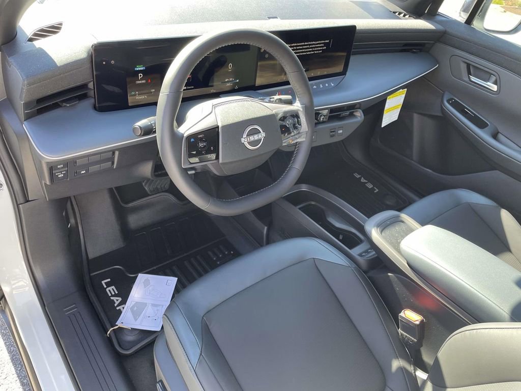 New 2026 Nissan Leaf SV+ w/ Floor Mat Package (SV+) FWD image 16