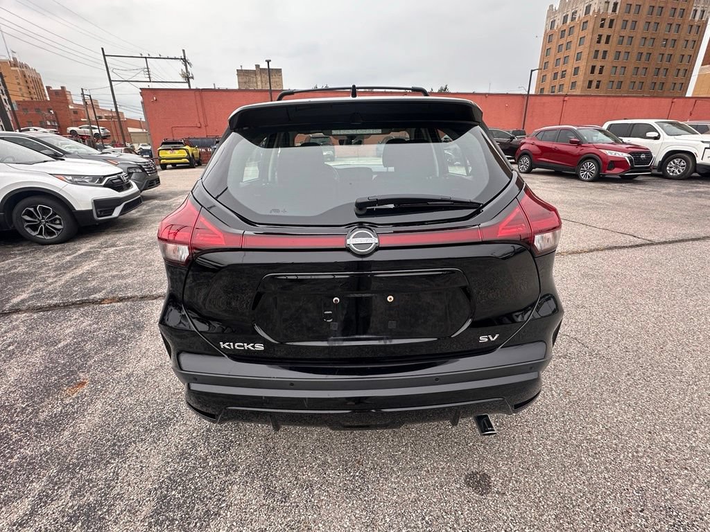 Certified 2023 Nissan Kicks SV w/ Interior Electronics Package FWD image 5