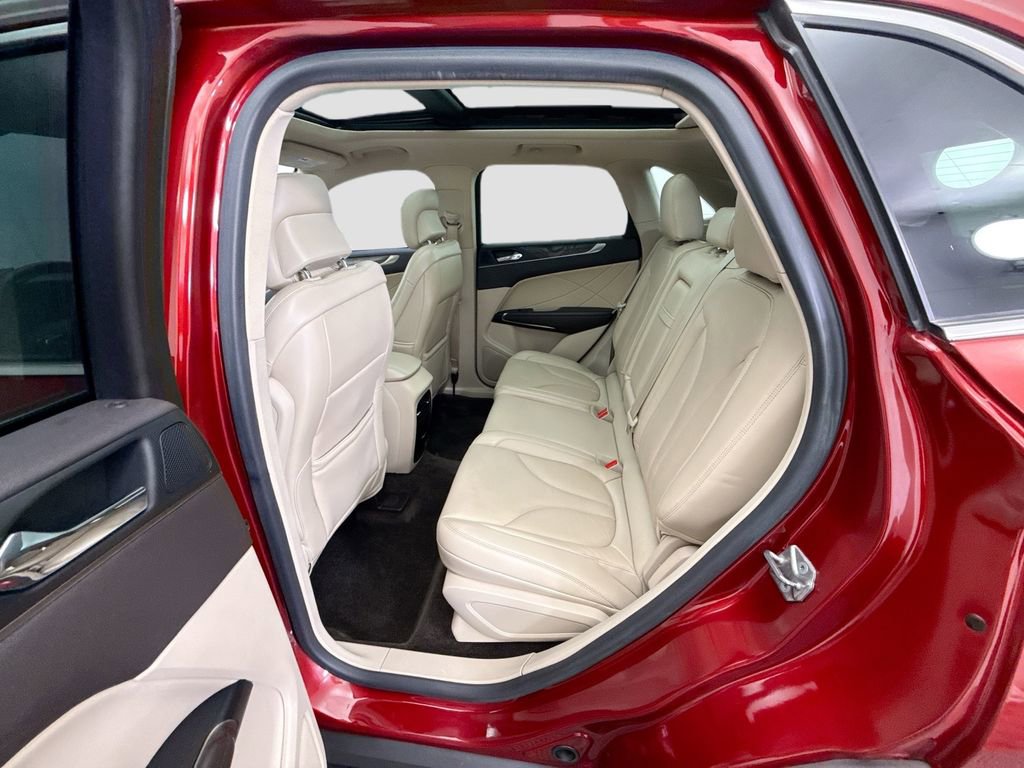 Used 2017 Lincoln MKC Reserve image 20