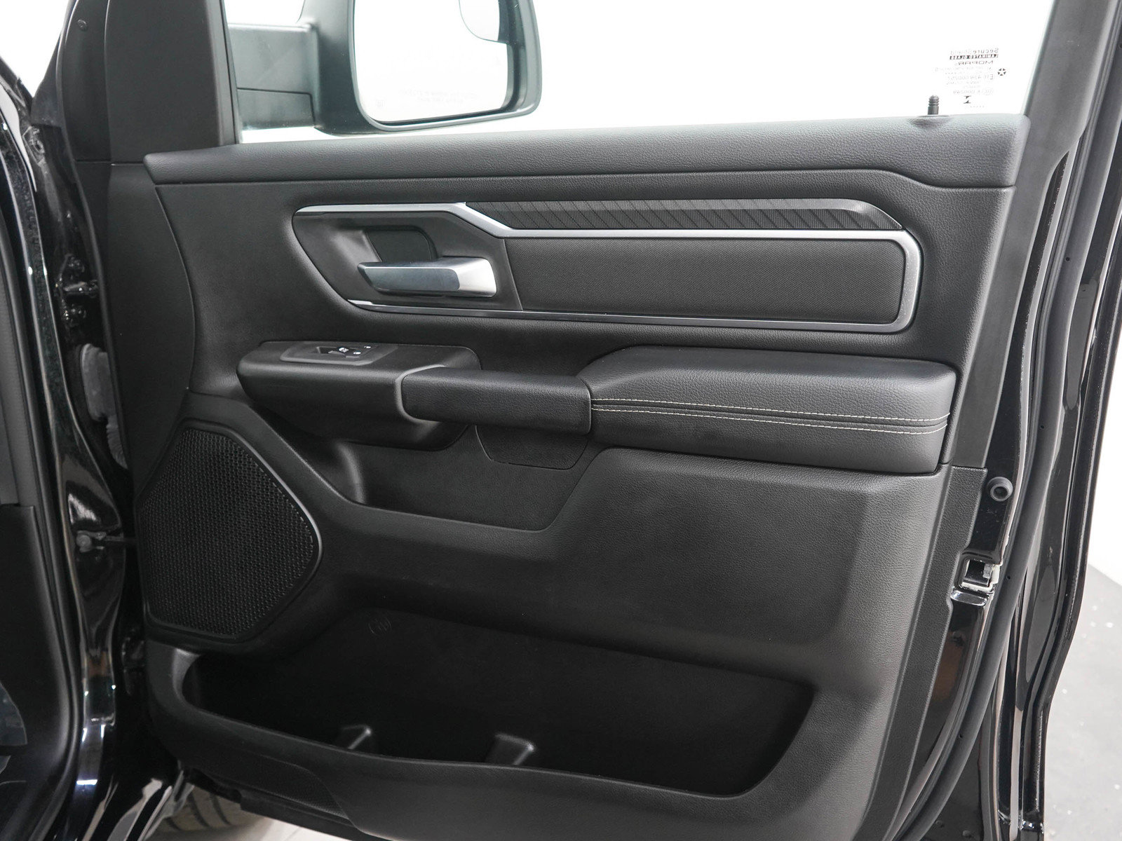 Used 2025 RAM 1500 Big Horn AWD/4WD image 12