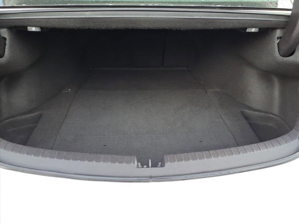 Used 2016 Acura TLX image 18