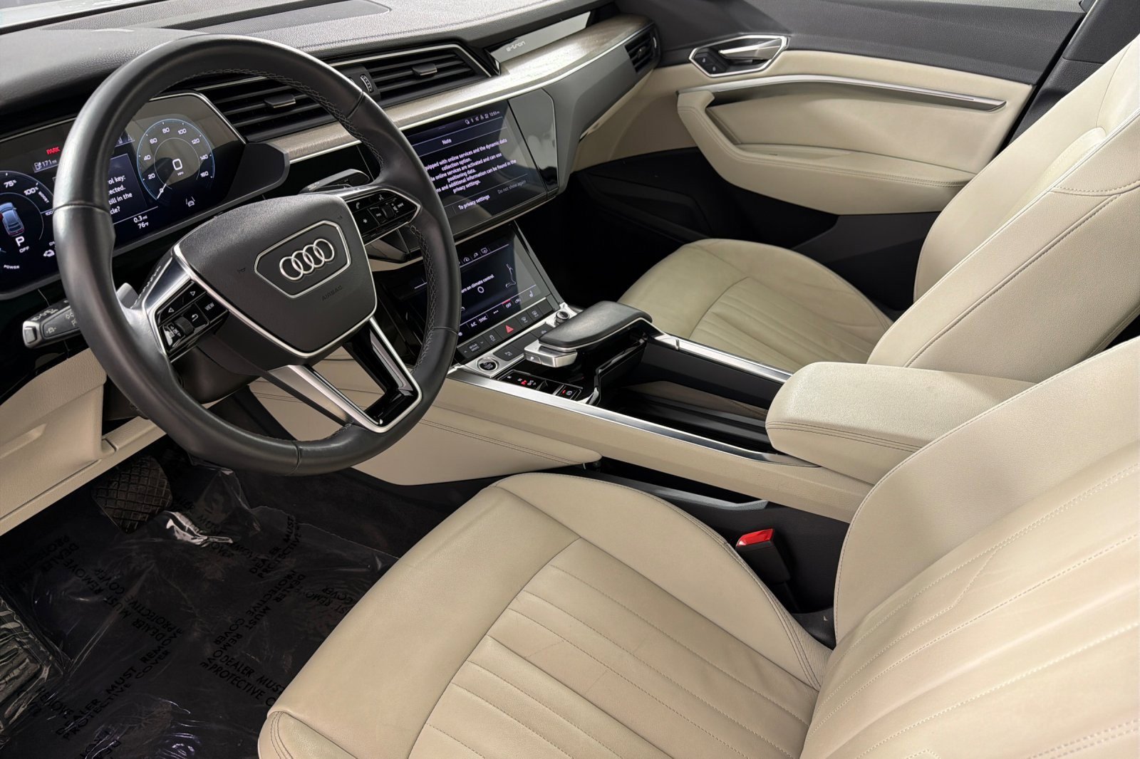 Certified 2023 Audi e-tron Premium w/ Convenience Plus Package AWD/4WD image 9