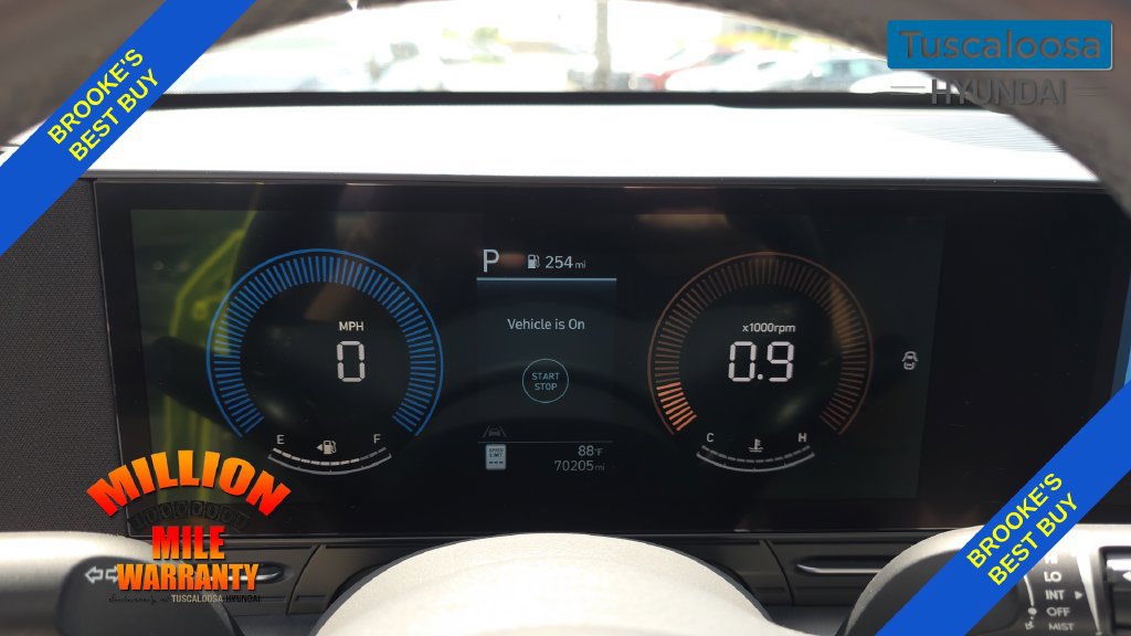Used 2025 Hyundai Kona SEL AWD/4WD image 15