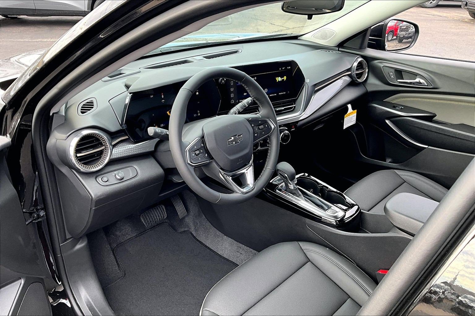 New 2026 Chevrolet Trax ACTIV w/ Driver Confidence Package image 6