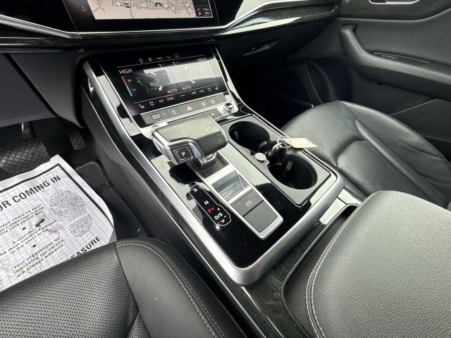 Used 2021 Audi Q8 Premium Plus image 22