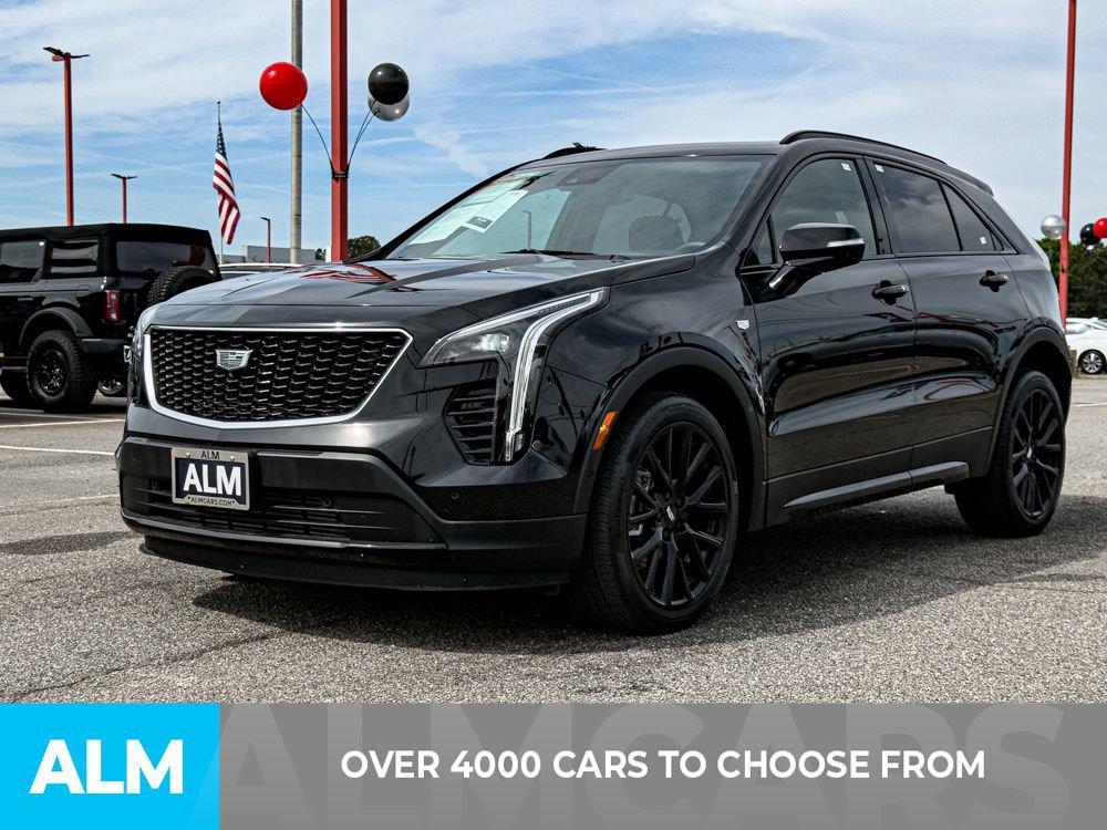 Used 2023 Cadillac XT4 Sport image 2