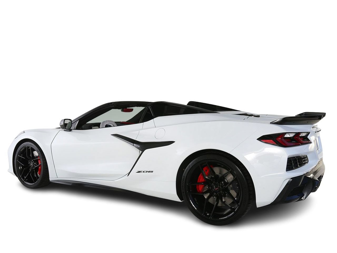 Used 2025 Chevrolet Corvette Z06 w/ Stealth Interior Trim Package RWD image 3