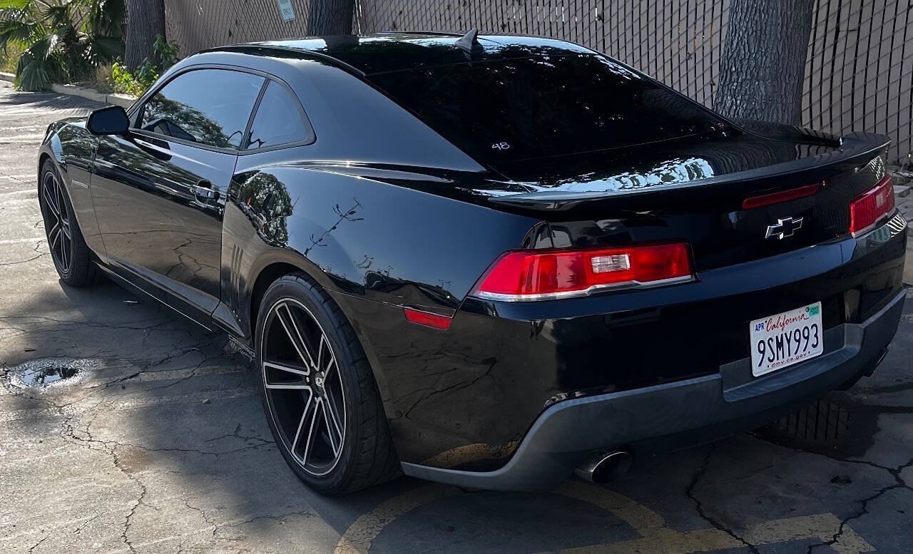 Used 2015 Chevrolet Camaro LS RWD image 10