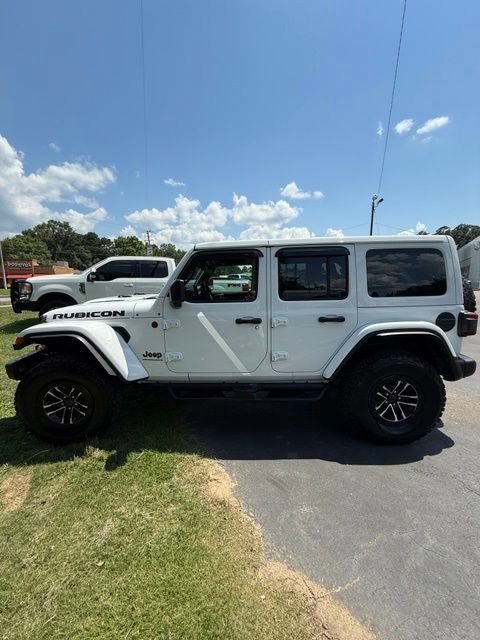 Used 2024 Jeep Wrangler Unlimited Rubicon AWD/4WD image 5
