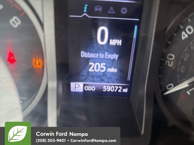 Used 2021 Toyota Tacoma TRD Off-Road image 9