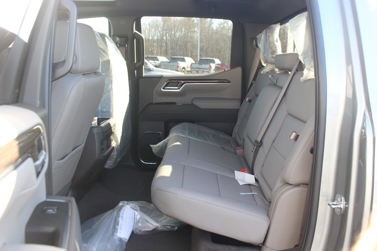 New 2026 Chevrolet Silverado 1500 LT Trail Boss w/ LT Trail Boss Premium Package image 12