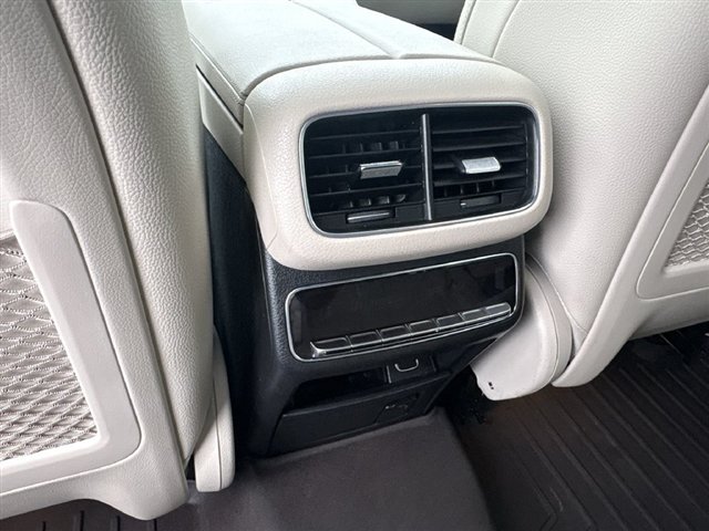 Used 2021 Mercedes-Benz GLE 350 4MATIC image 22