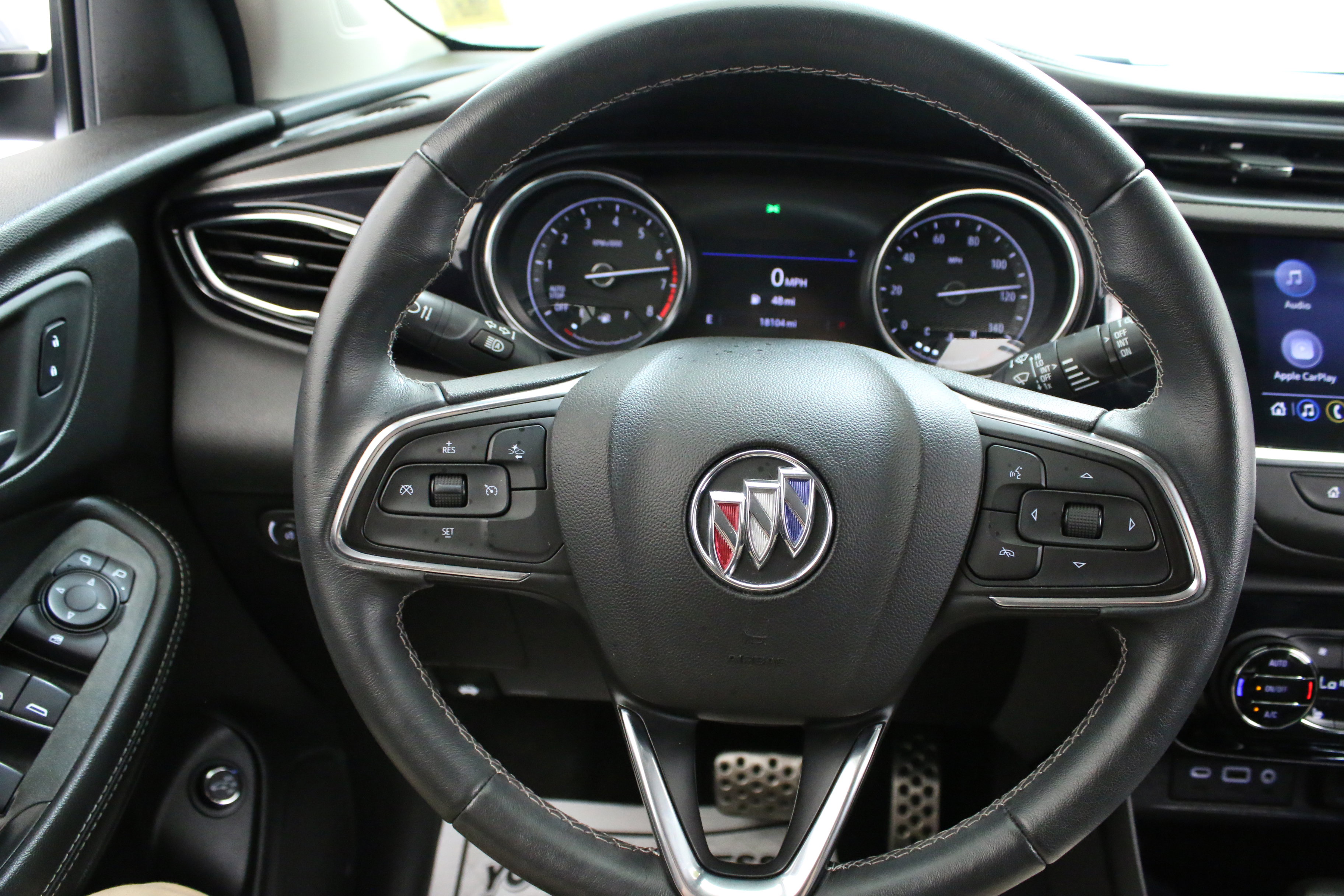 Used 2023 Buick Encore GX Select w/ Sport Touring Package FWD image 13
