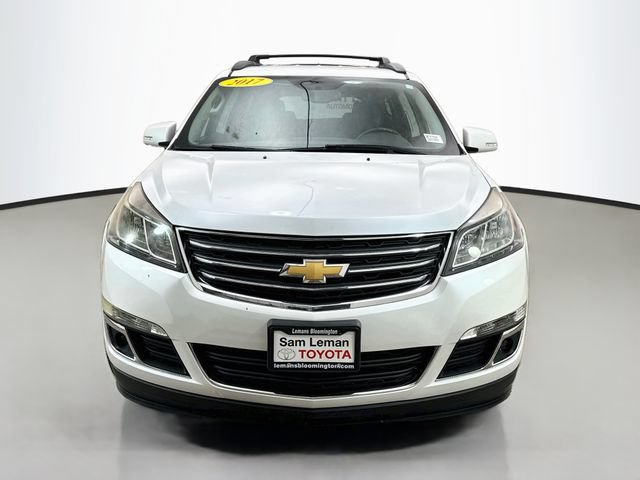 Used 2017 Chevrolet Traverse LT FWD image 2