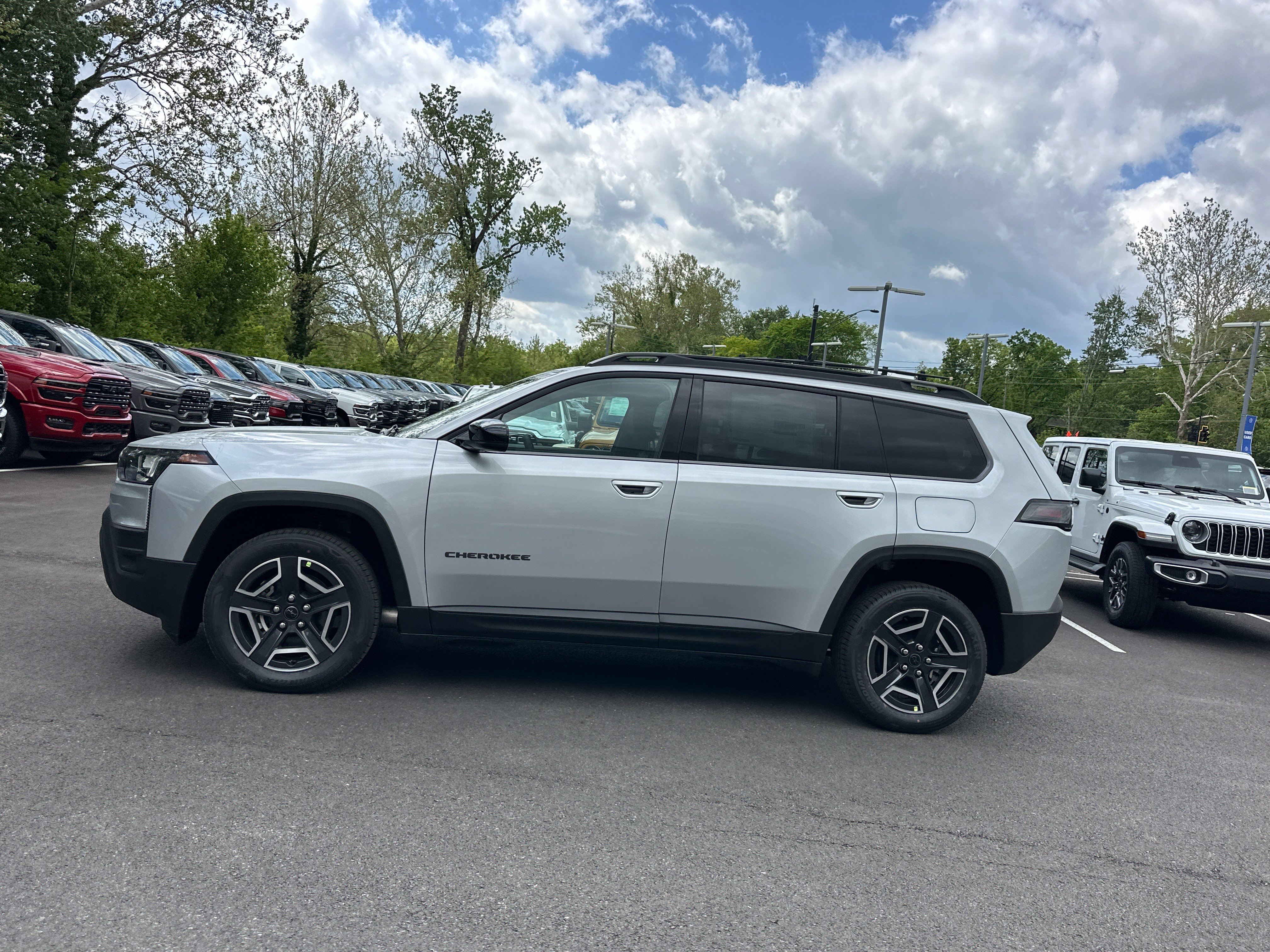 New 2026 Jeep Cherokee Limited AWD/4WD image 24