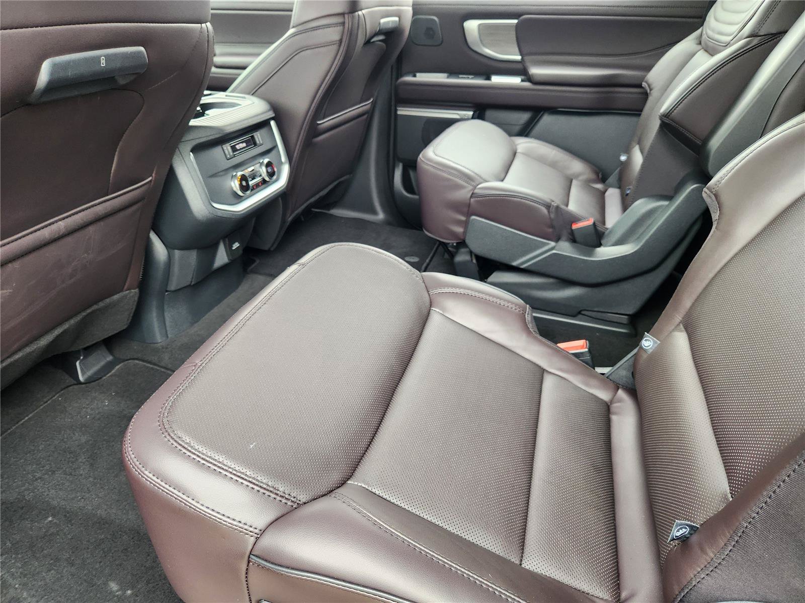 New 2025 Ford Expedition Max Platinum w/ Platinum Ultimate Package AWD/4WD image 19