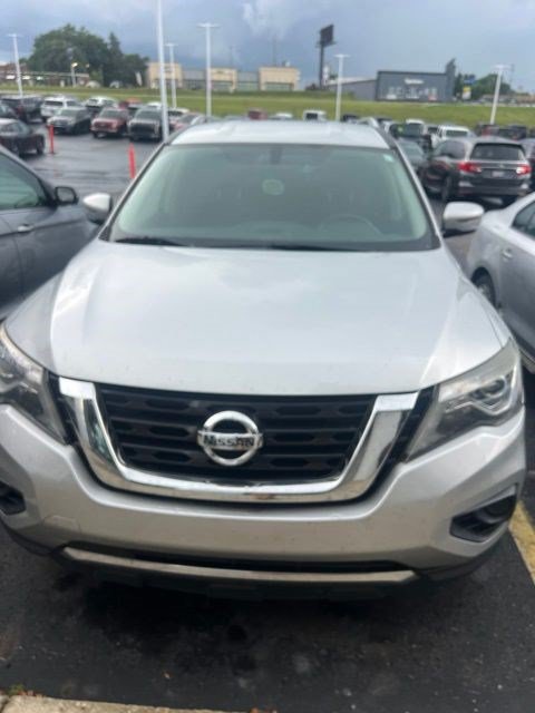 Used 2018 Nissan Pathfinder S AWD/4WD image 3