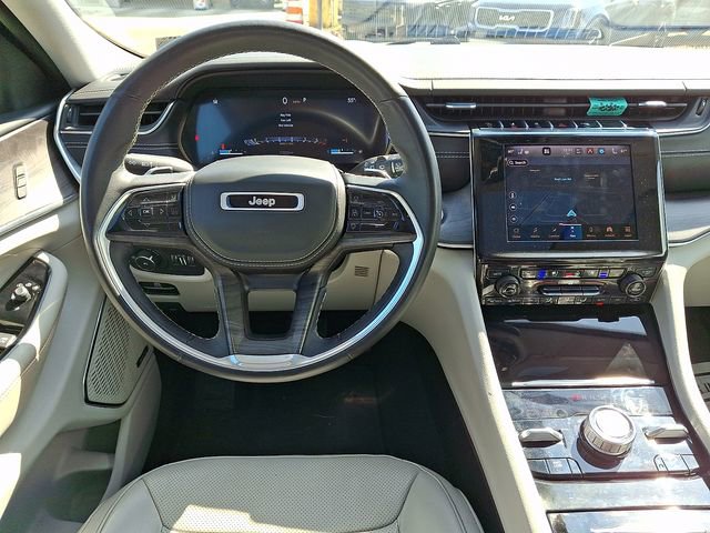 Used 2022 Jeep Grand Cherokee Overland image 11