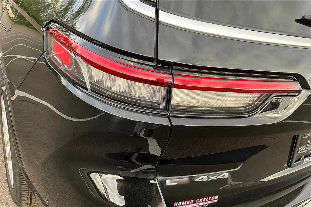 Used 2021 Jeep Grand Cherokee L Summit w/ Luxury Tech Group V image 30