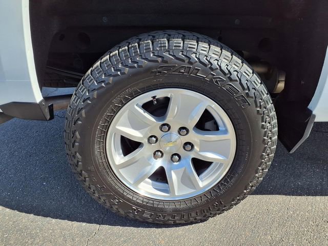 Used 2017 Chevrolet Silverado 1500 LT w/ All Star Edition RWD image 21
