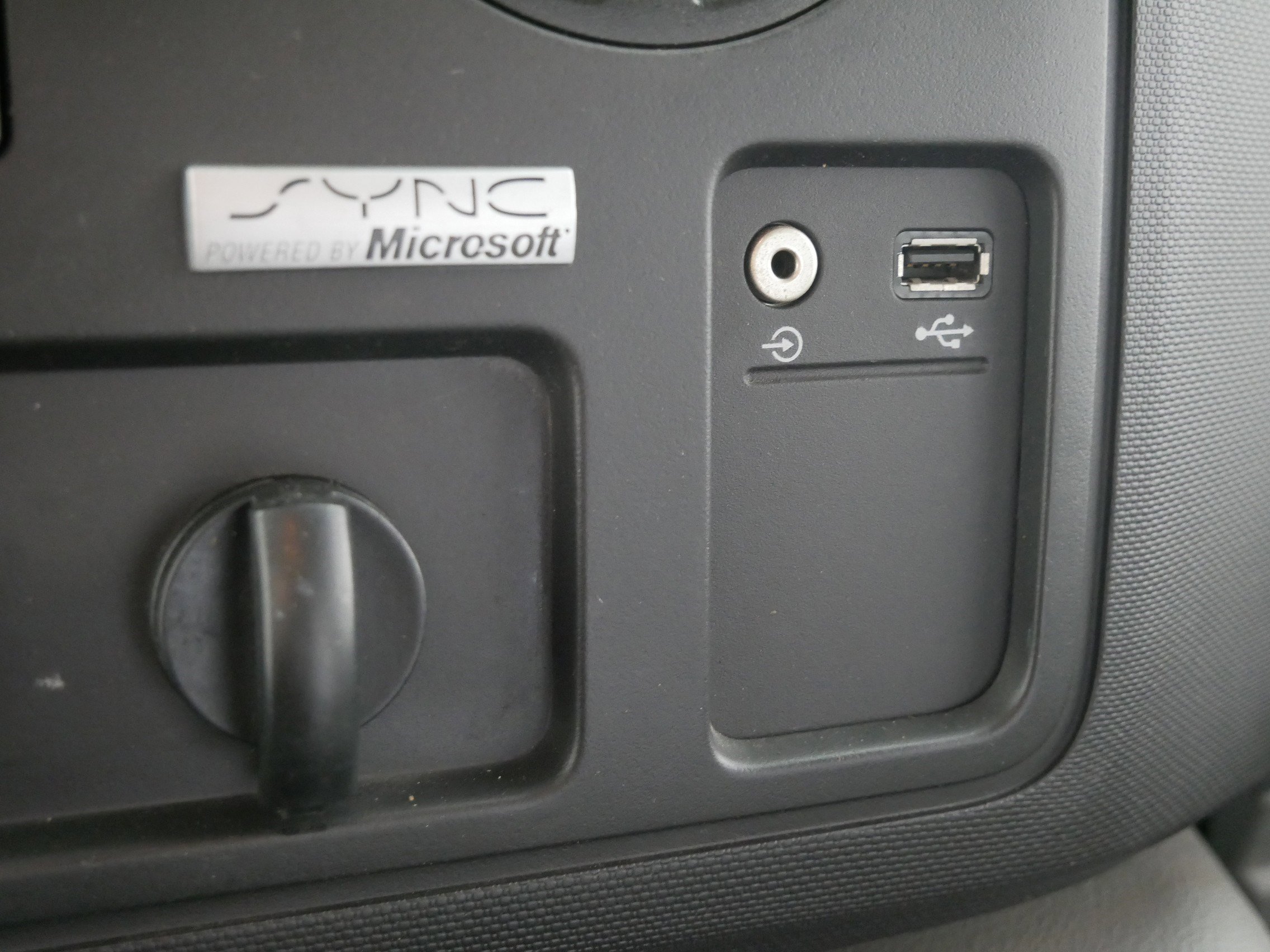 Used 2013 Ford E-350 and Econoline 350 Super Duty w/ PWR Group image 32