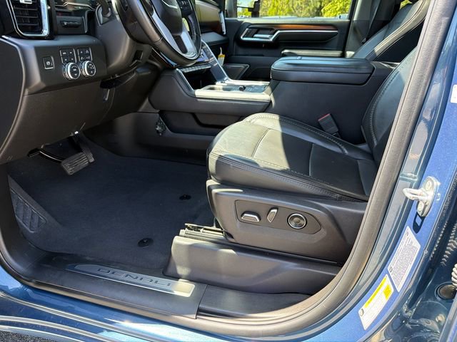 Used 2024 GMC Sierra 2500 Denali w/ Denali Reserve Package image 9