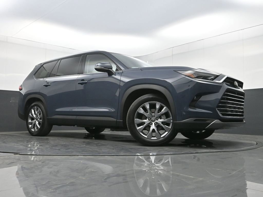 Used 2024 Toyota Grand Highlander Limited image 28