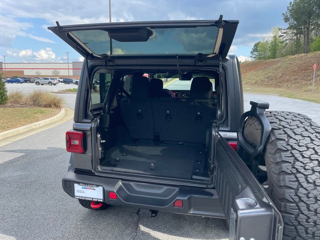 Used 2022 Jeep Wrangler Unlimited Rubicon w/ Dual Top Group image 17