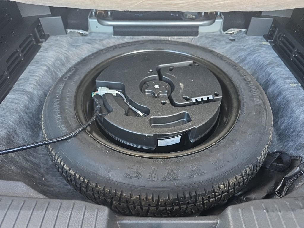 Used 2022 Nissan Rogue SV FWD image 38