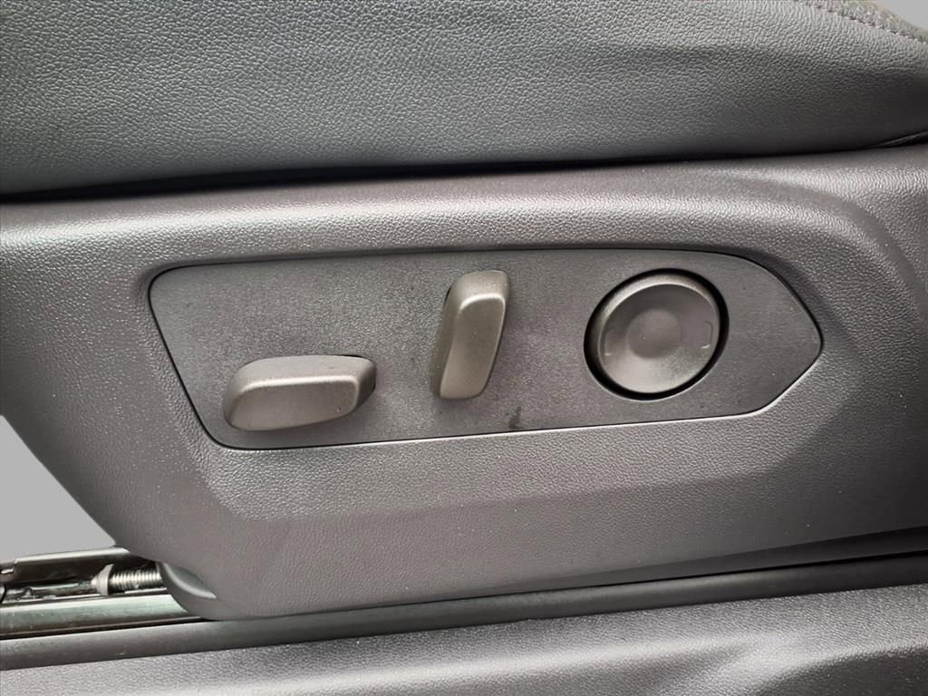 Used 2024 Chevrolet Silverado 1500 ZR2 w/ Dark Appearance Package image 25