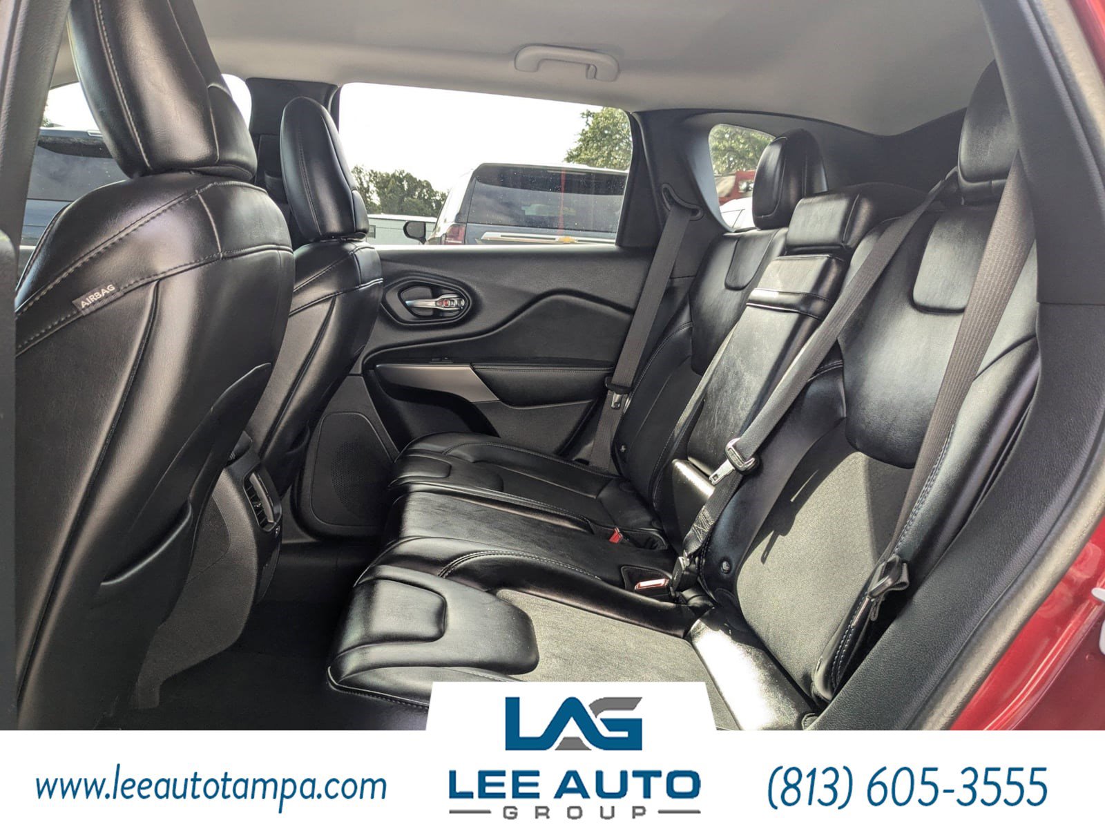 Used 2019 Jeep Cherokee Latitude Plus image 13