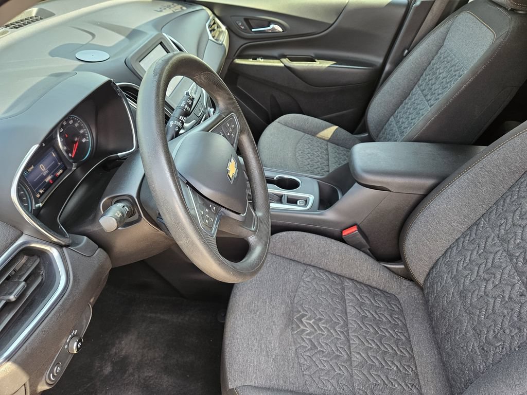 Used 2023 Chevrolet Equinox LT w/ LPO, Floor Liner Package AWD/4WD image 10