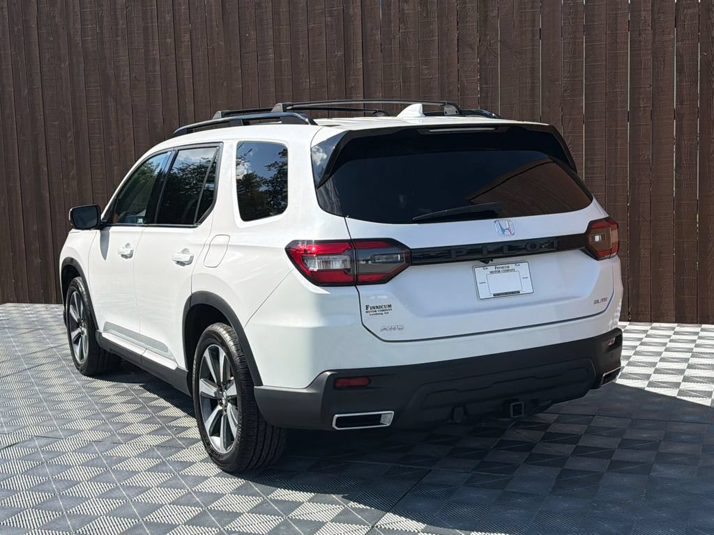Used 2024 Honda Pilot Elite image 17