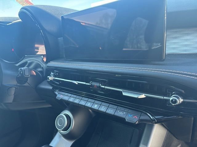 Used 2025 Alfa Romeo Tonale w/ Premium Package image 10