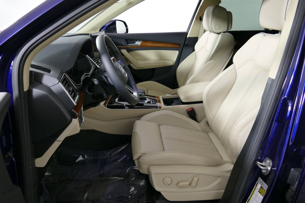 Certified 2023 Audi Q5 2.0T Premium Plus w/ Premium Plus Package AWD/4WD image 22