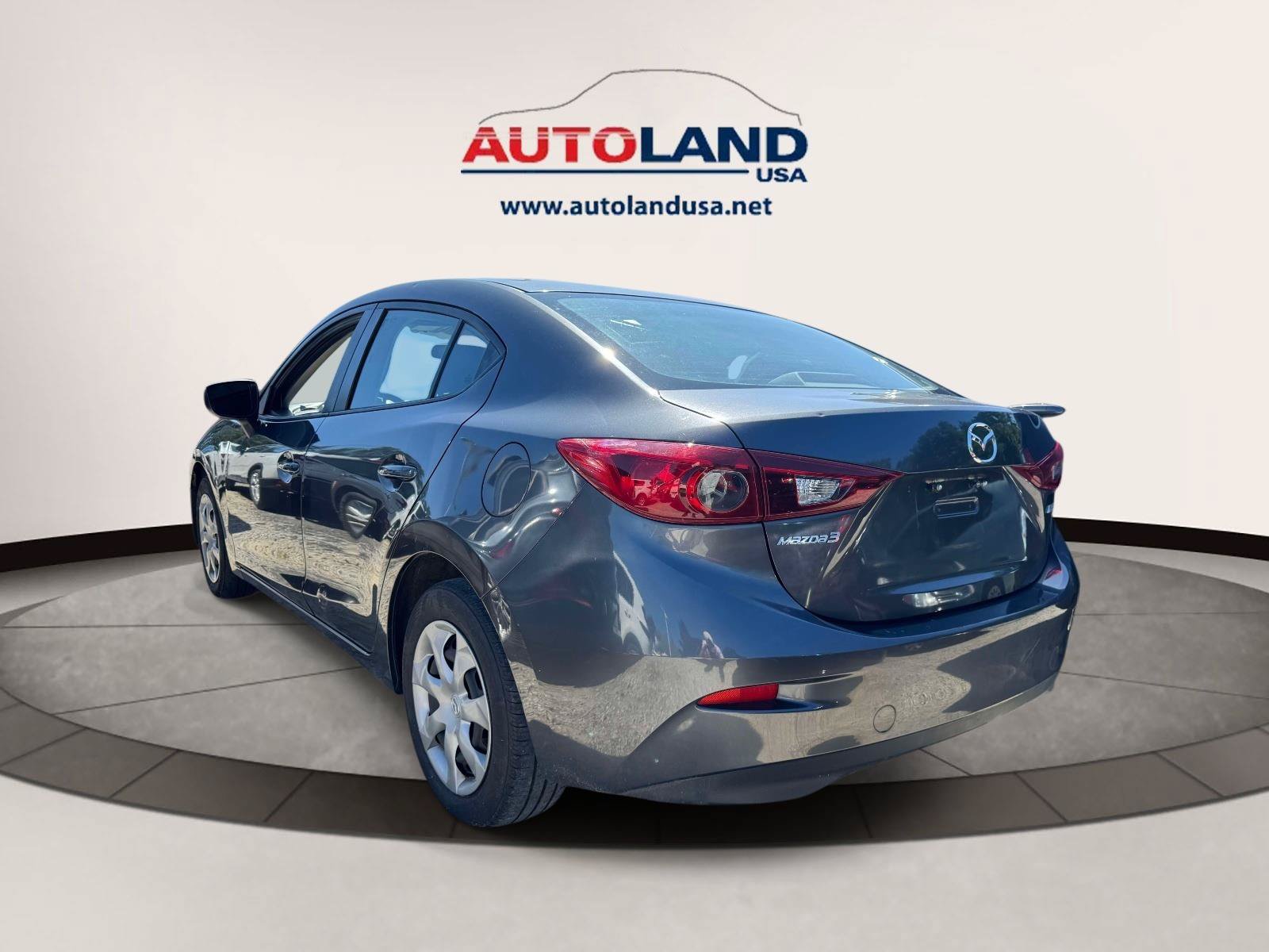 Used 2015 MAZDA MAZDA3 i SV FWD image 4