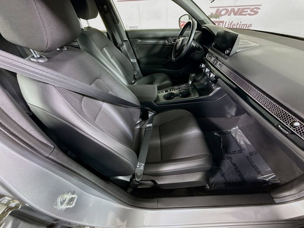 Used 2024 Honda Civic Sport image 28