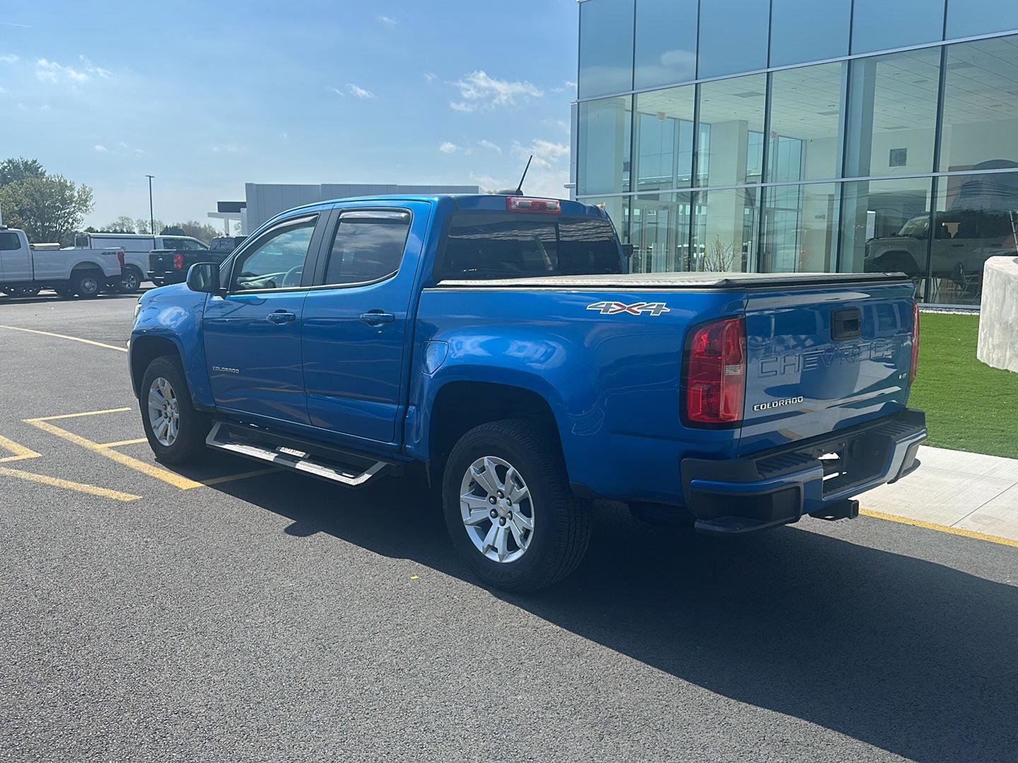 Used 2022 Chevrolet Colorado LT w/ LT Convenience Package image 4
