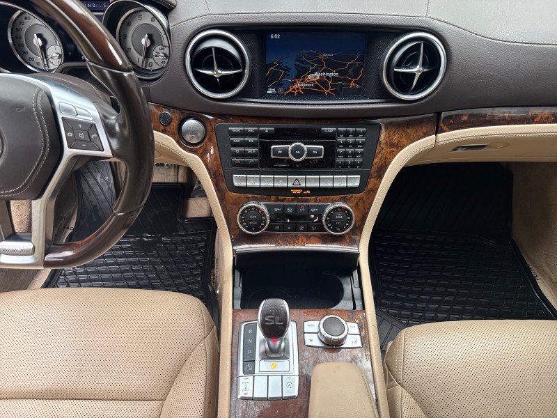 Used 2015 Mercedes-Benz SL 400 image 23