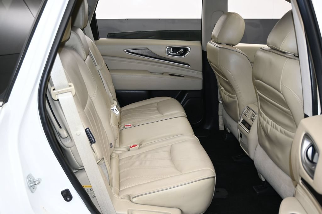 Used 2019 INFINITI QX60 Luxe w/ Essential Package FWD image 33